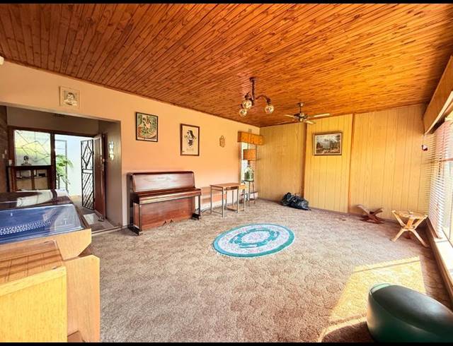 3 BEDROOM HOUSE FOR SALE IN VANDERBIJLPARK CE 3
